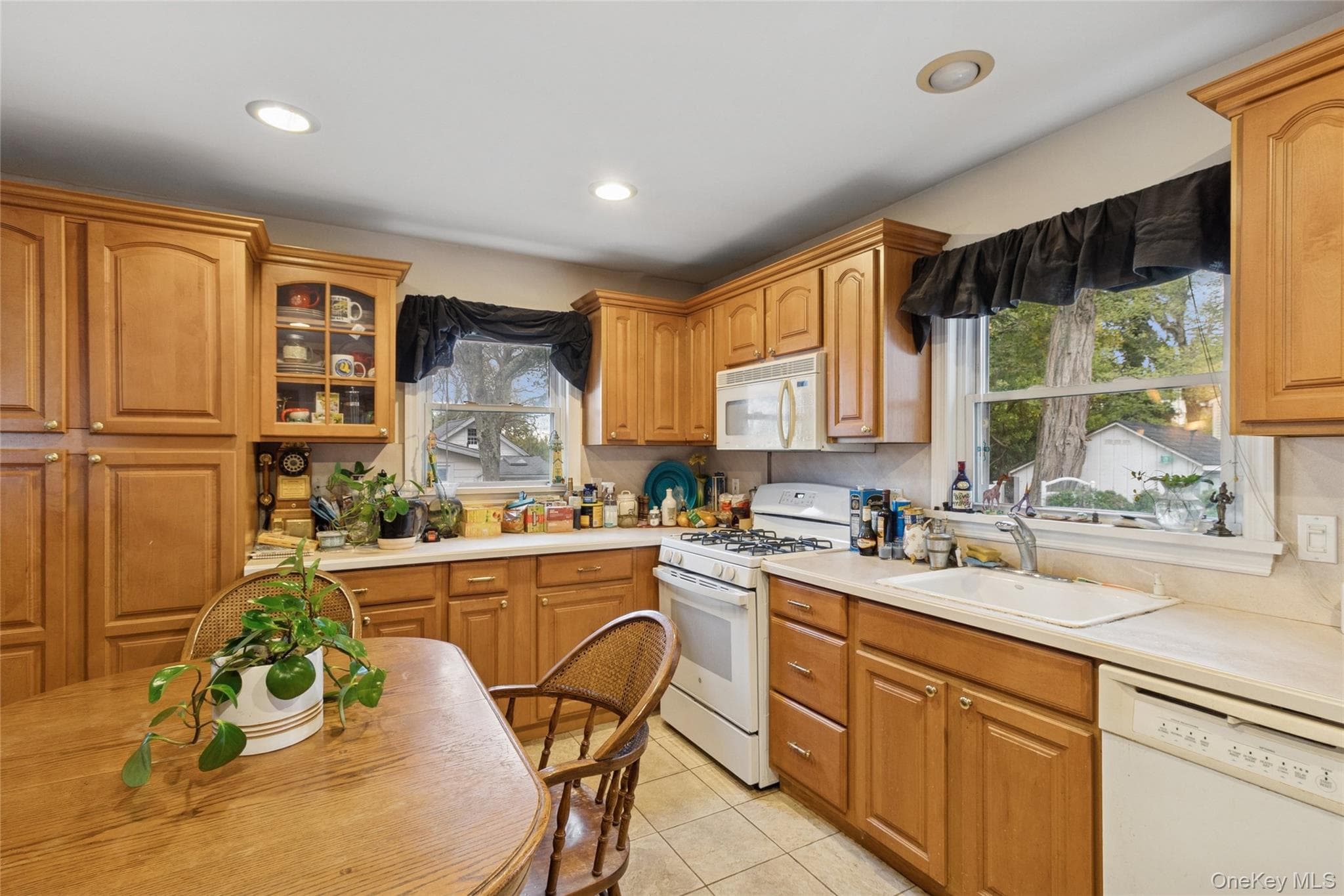 215 Hallock Landing Road thumbnail 5
