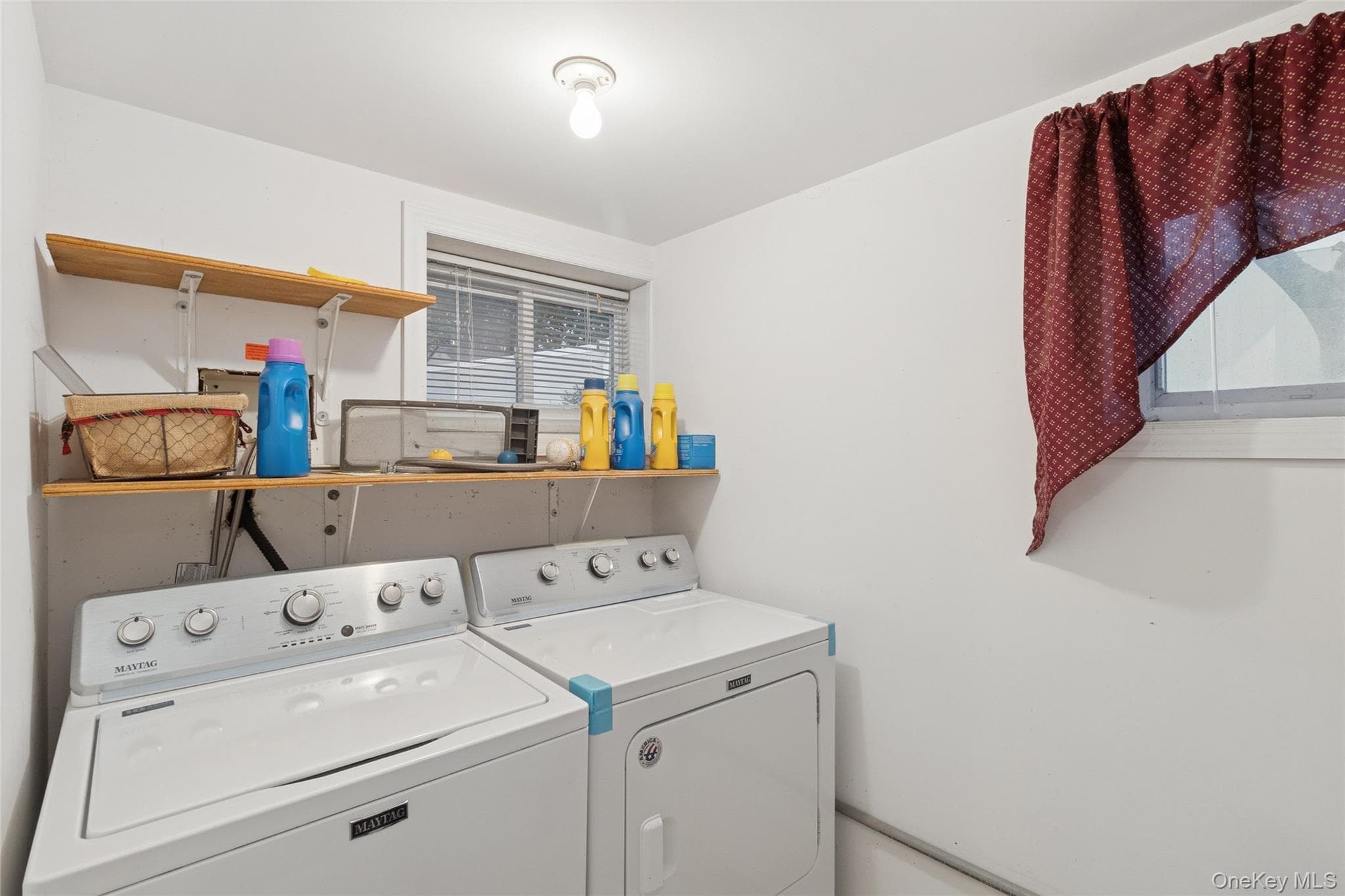 215 Hallock Landing Road thumbnail 17