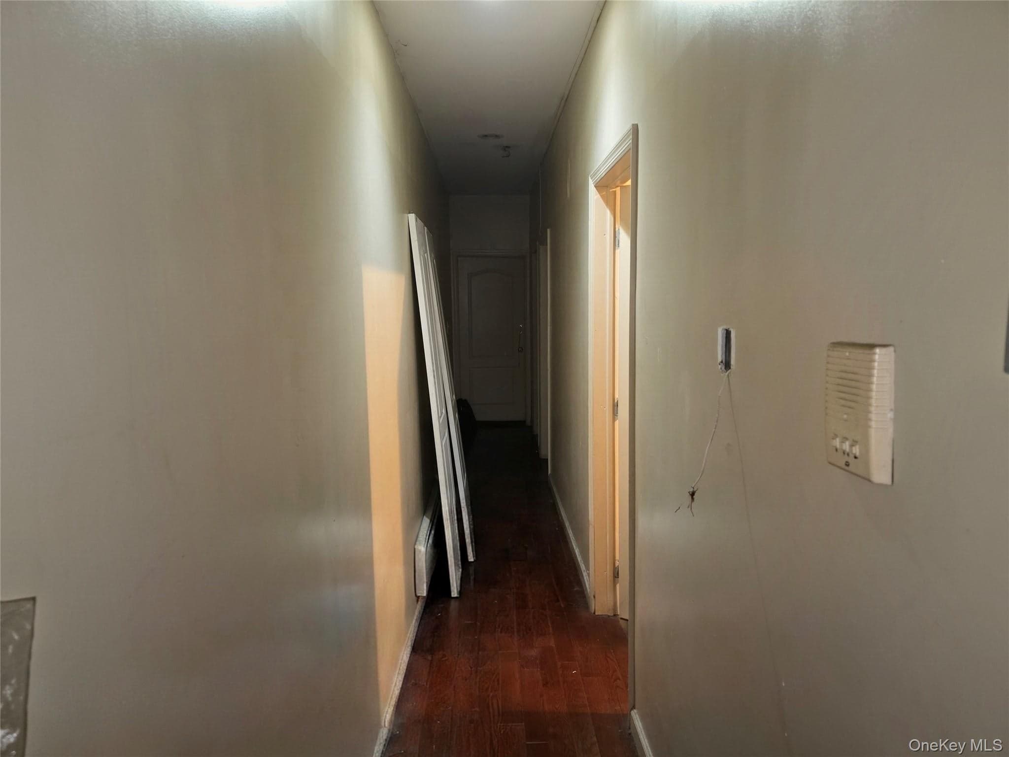 21531 Hollis Avenue thumbnail 17