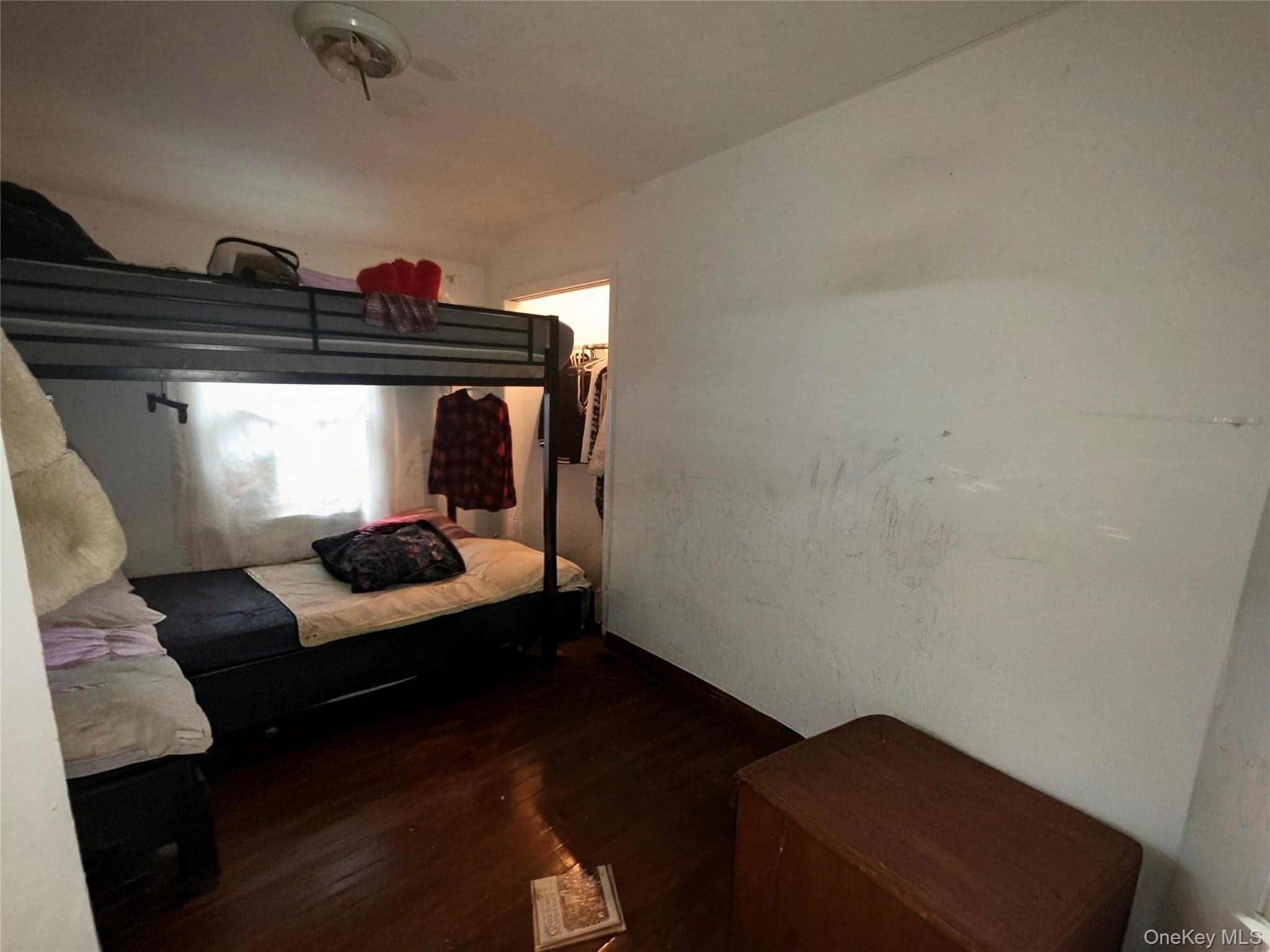 21531 Hollis Avenue thumbnail 11