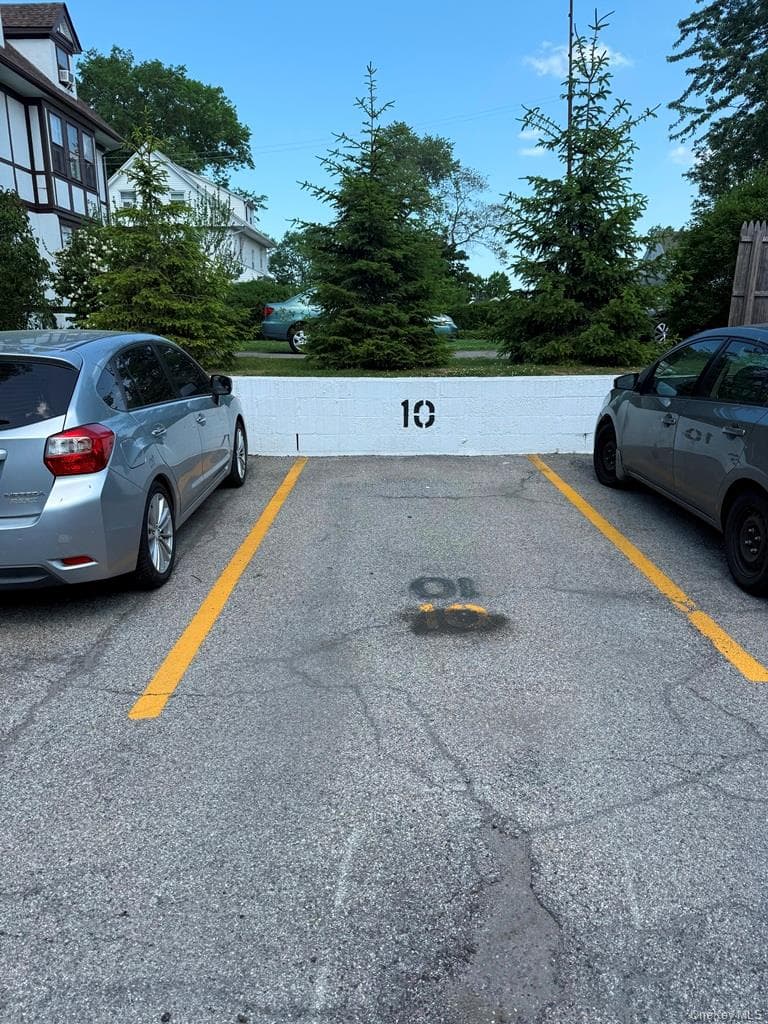485 Webster Avenue Unit: B5 thumbnail 24