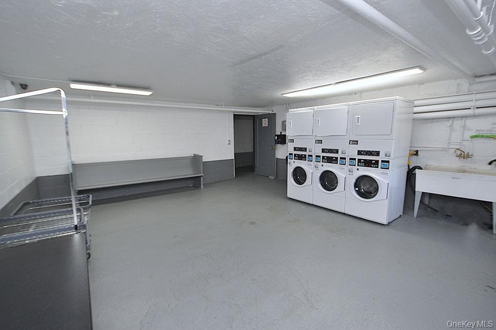 485 Webster Avenue Unit: B5 thumbnail 26
