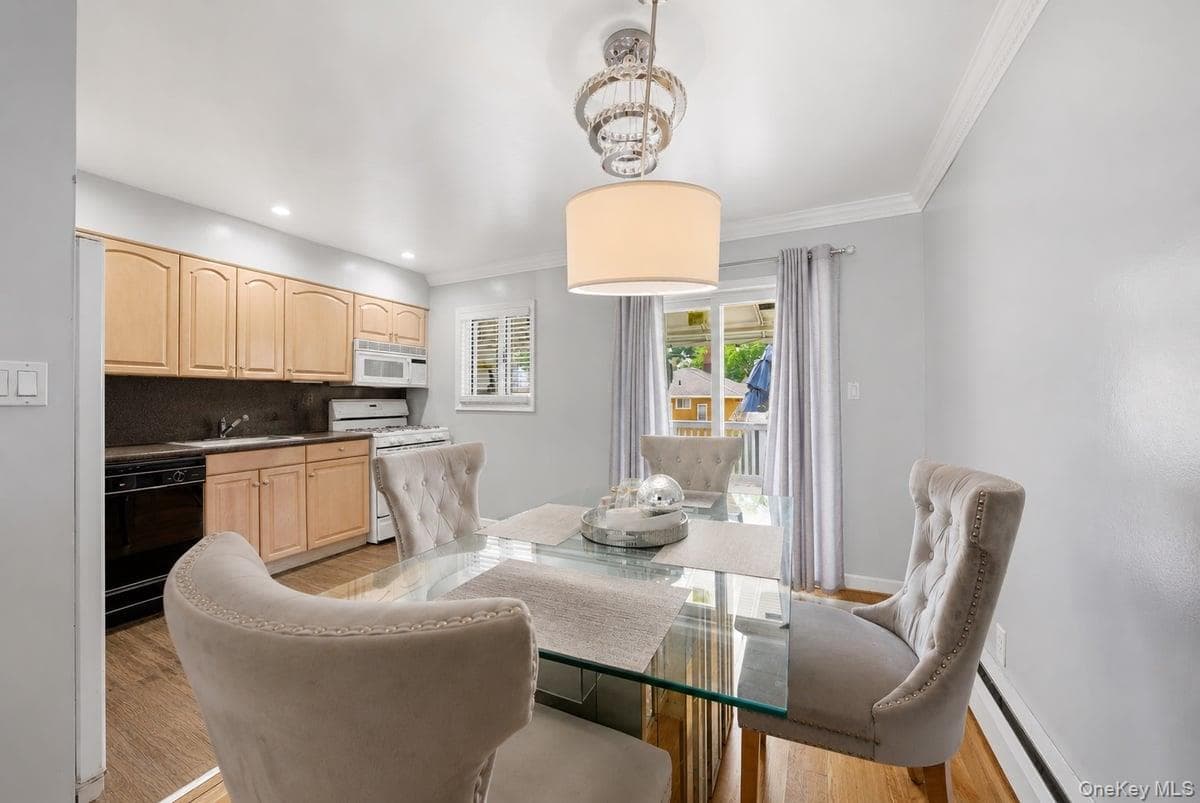 17 Abner Place thumbnail 8