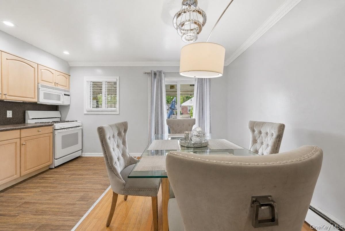17 Abner Place thumbnail 7