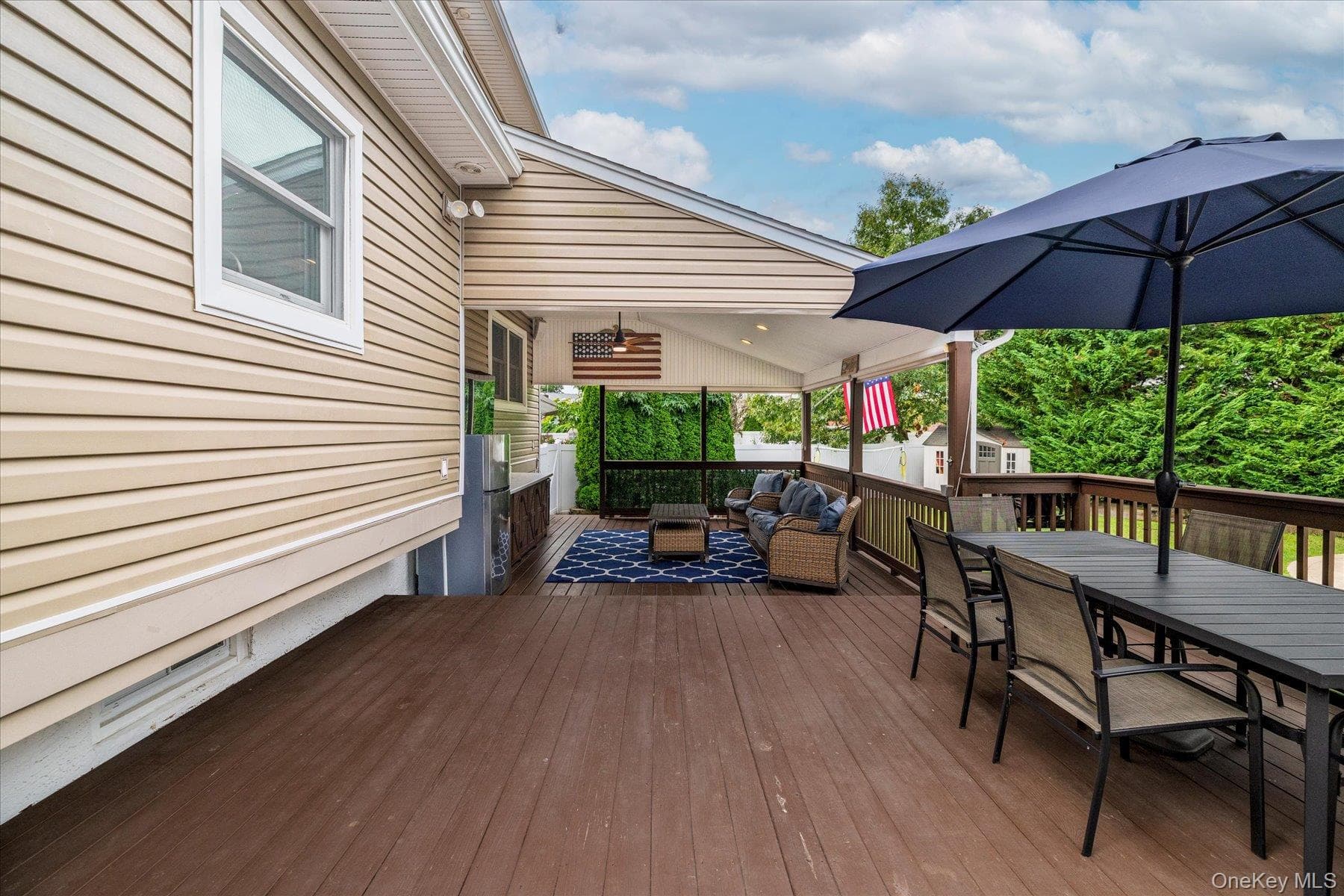 2126 Howell Street thumbnail 12