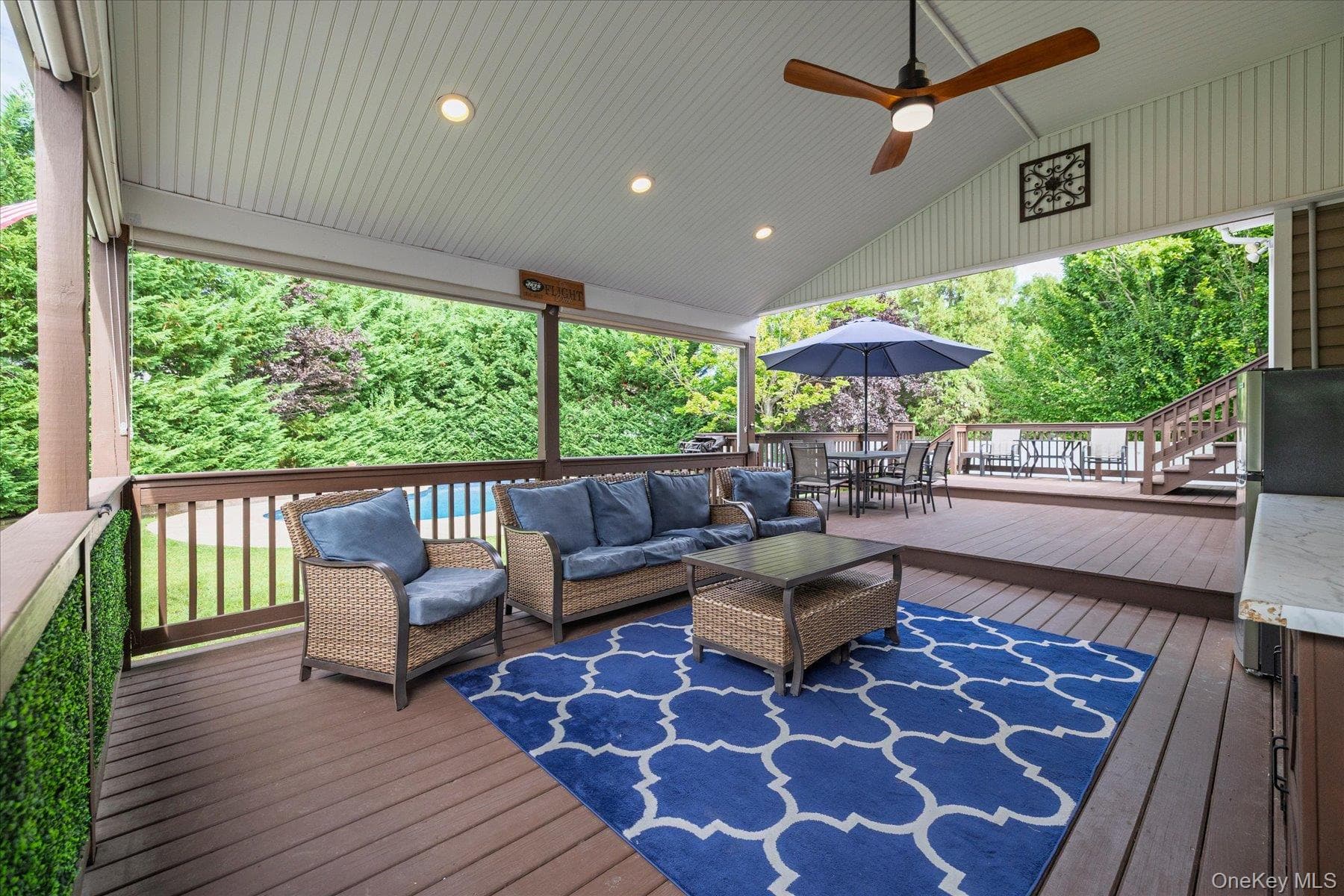 2126 Howell Street thumbnail 14