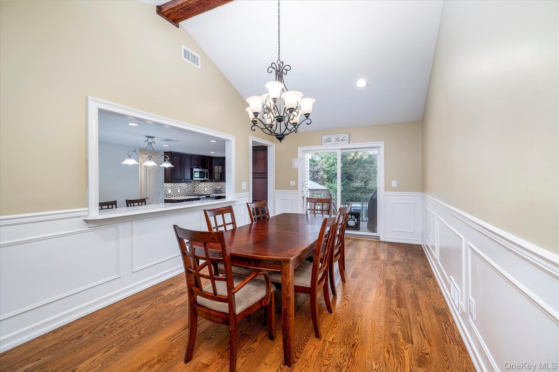 2126 Howell Street thumbnail 16