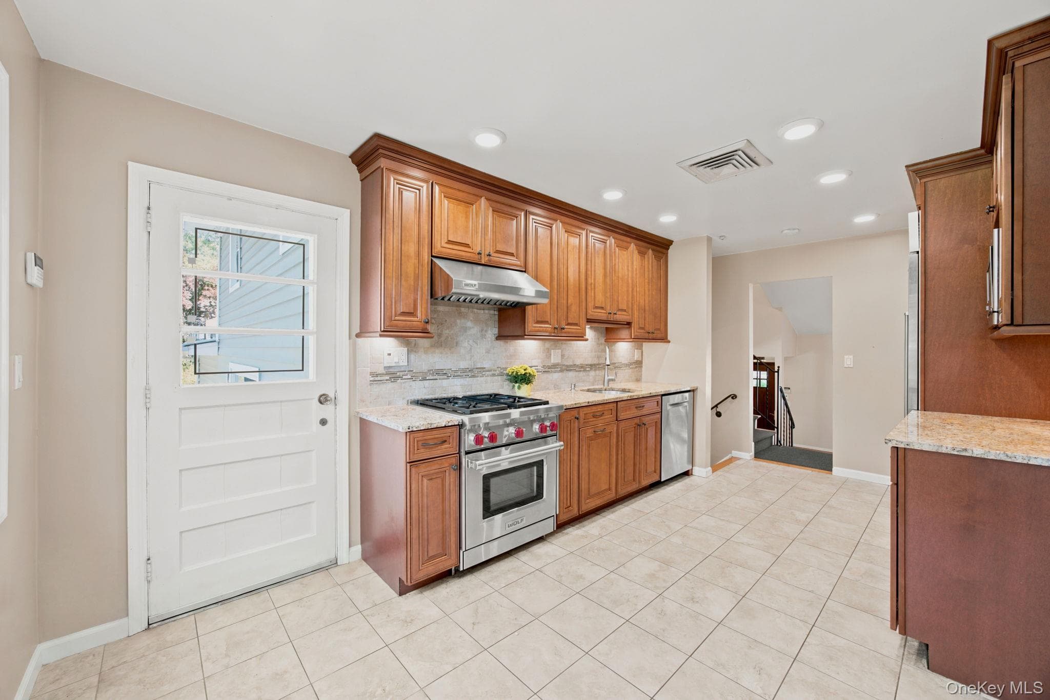 14 Fairway Drive thumbnail 18