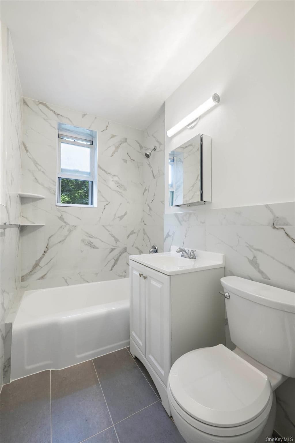 5645 Netherland Avenue Unit: 2F thumbnail 3