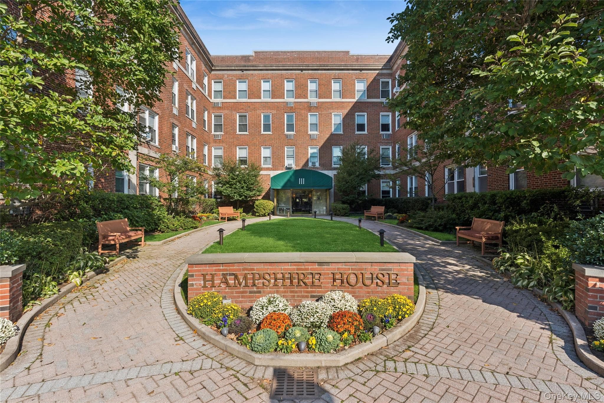 111 7th Street Unit: 404, Garden City