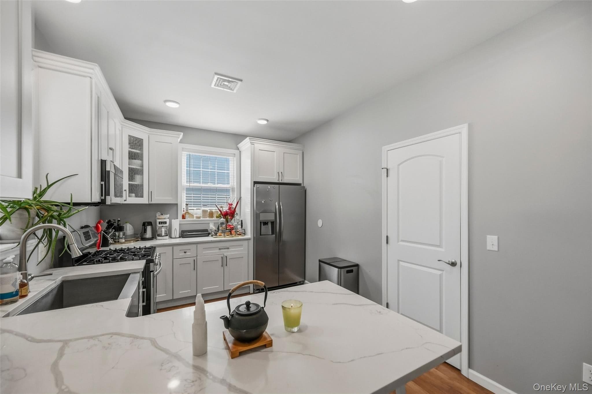 214 Prospect Street thumbnail 14