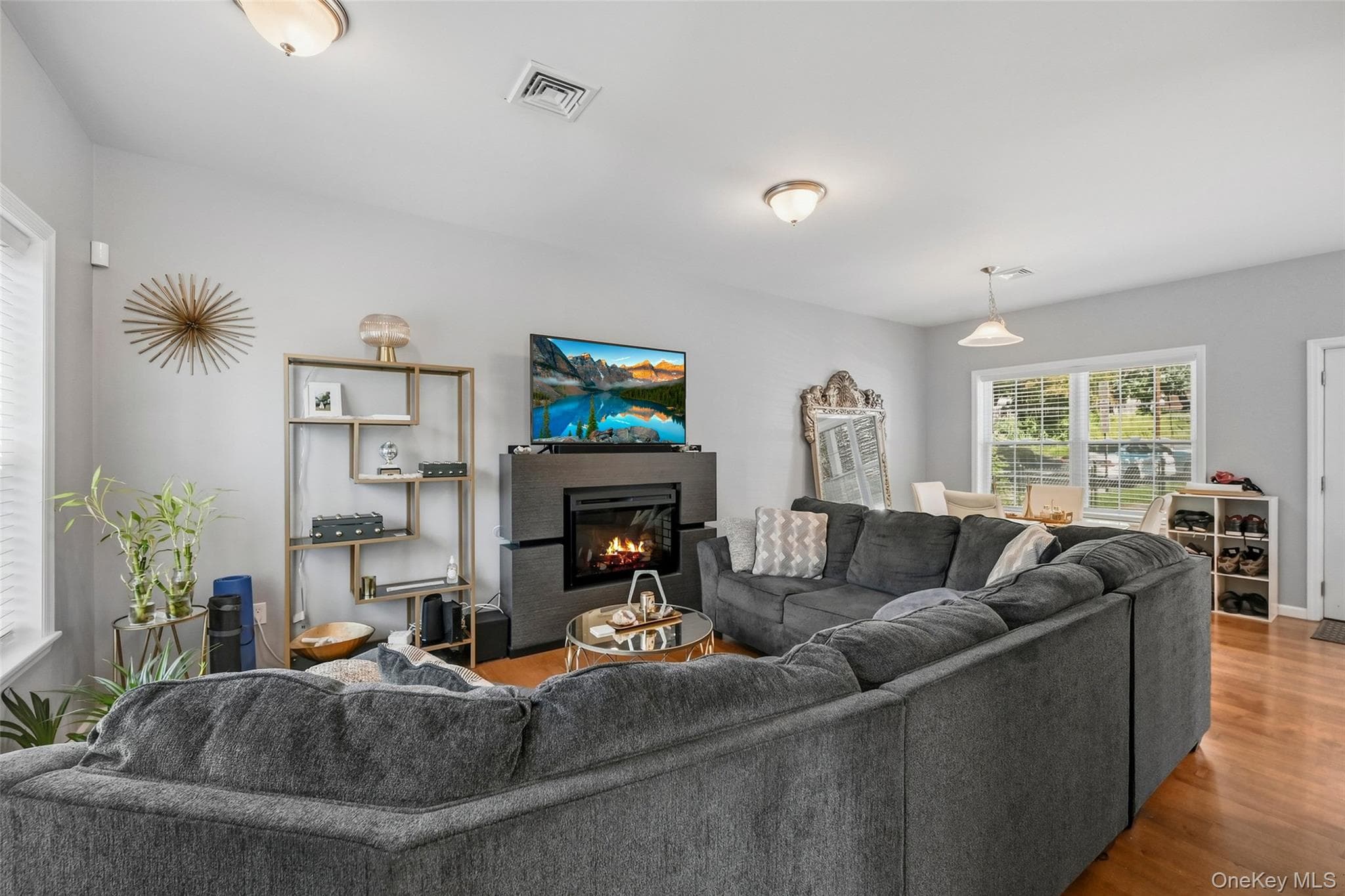 214 Prospect Street thumbnail 3