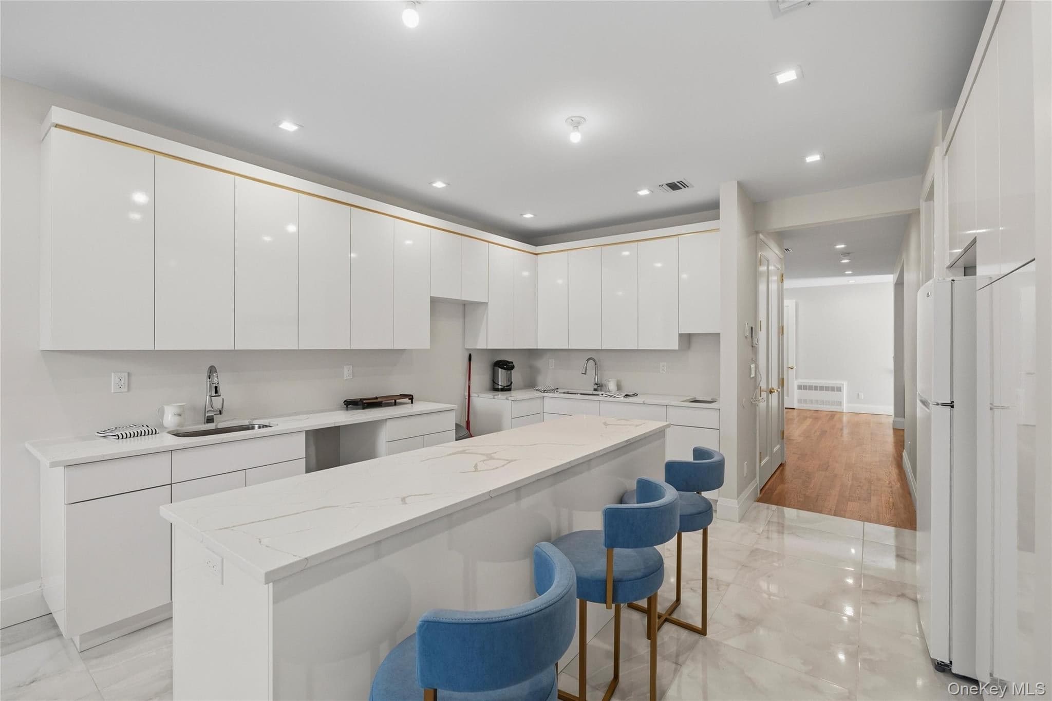 14 Van Arsdale Road thumbnail 15