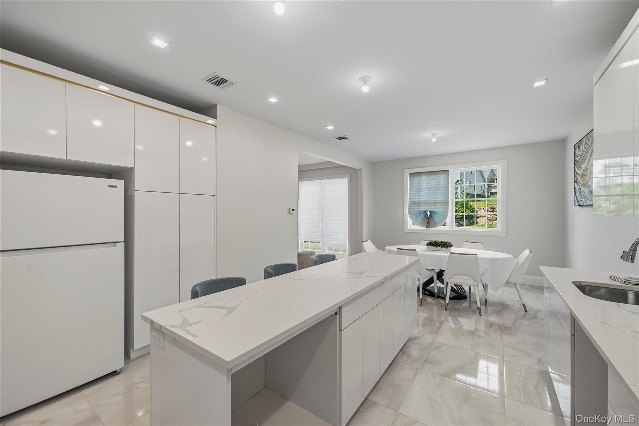 14 Van Arsdale Road thumbnail 13