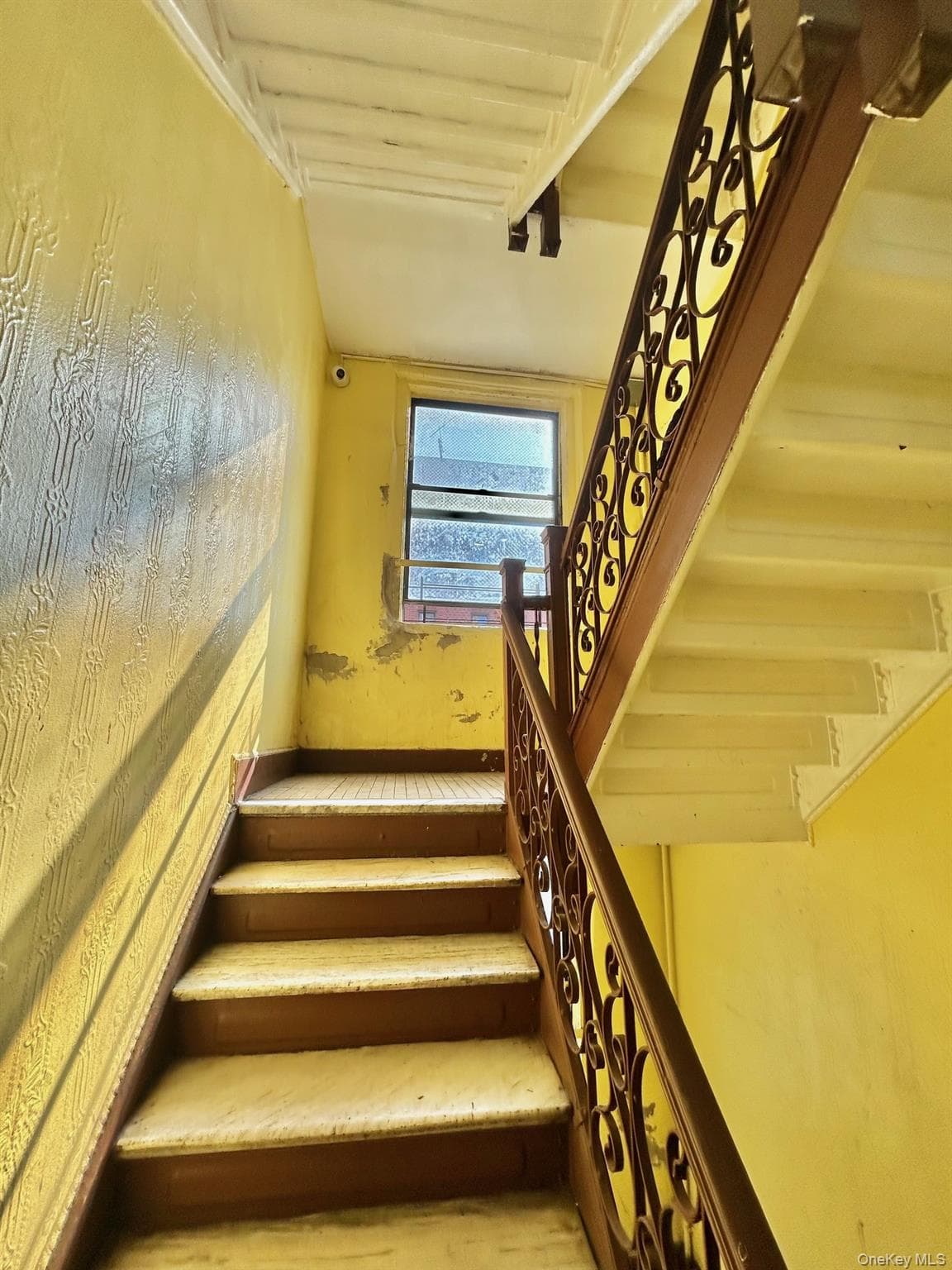 1209 Elder Avenue thumbnail 14