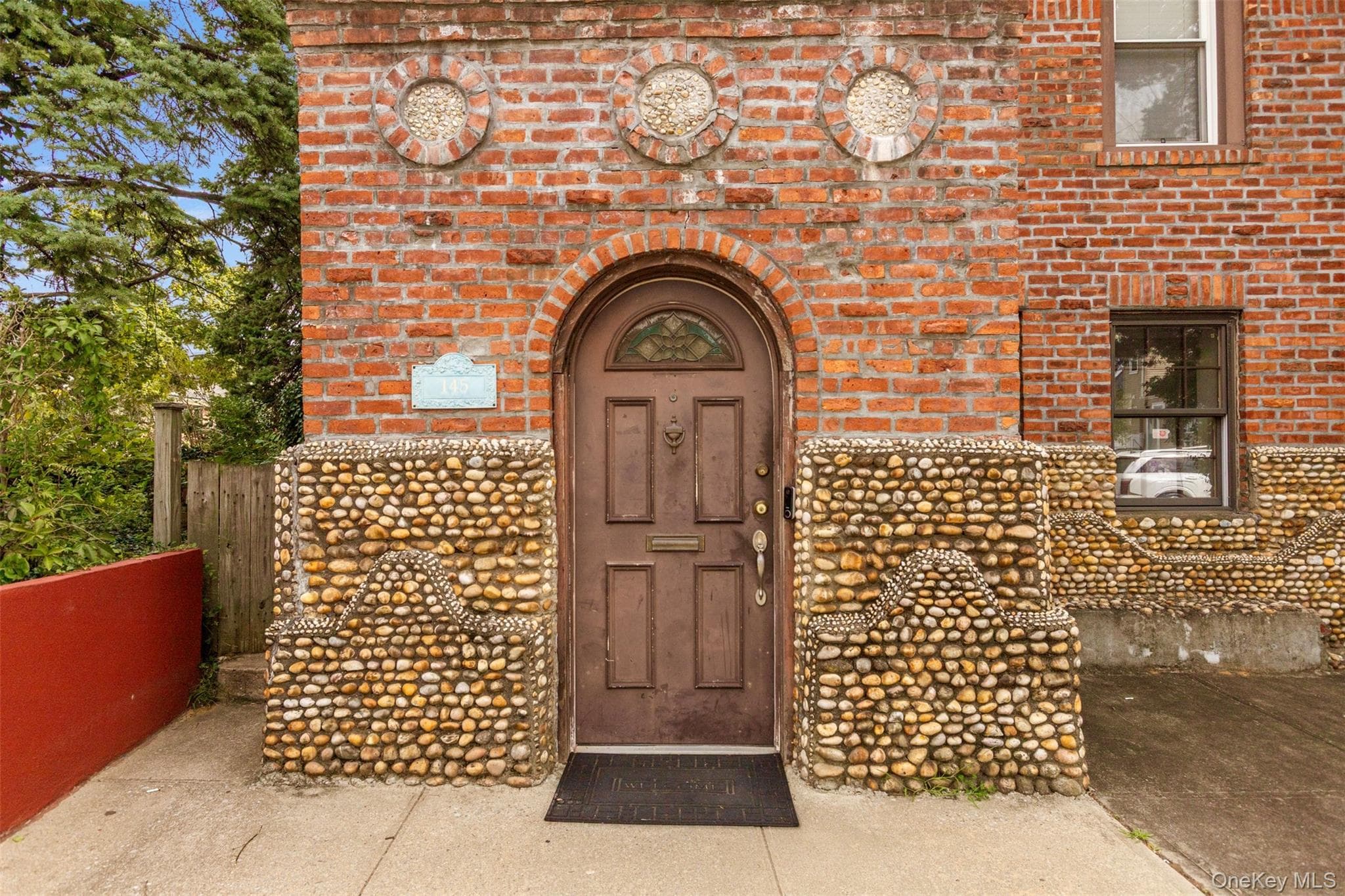 145 Arlington Avenue thumbnail 21