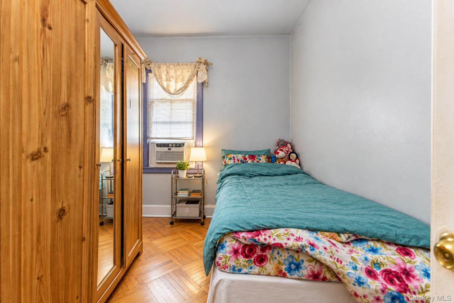 145 Arlington Avenue thumbnail 10