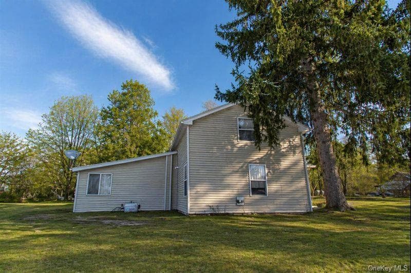 5619 East Scottsburg Road thumbnail 3