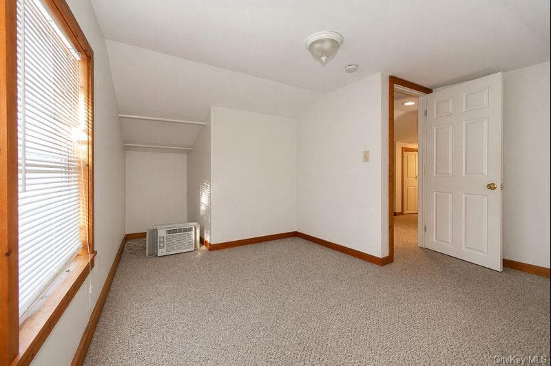 5619 East Scottsburg Road thumbnail 10