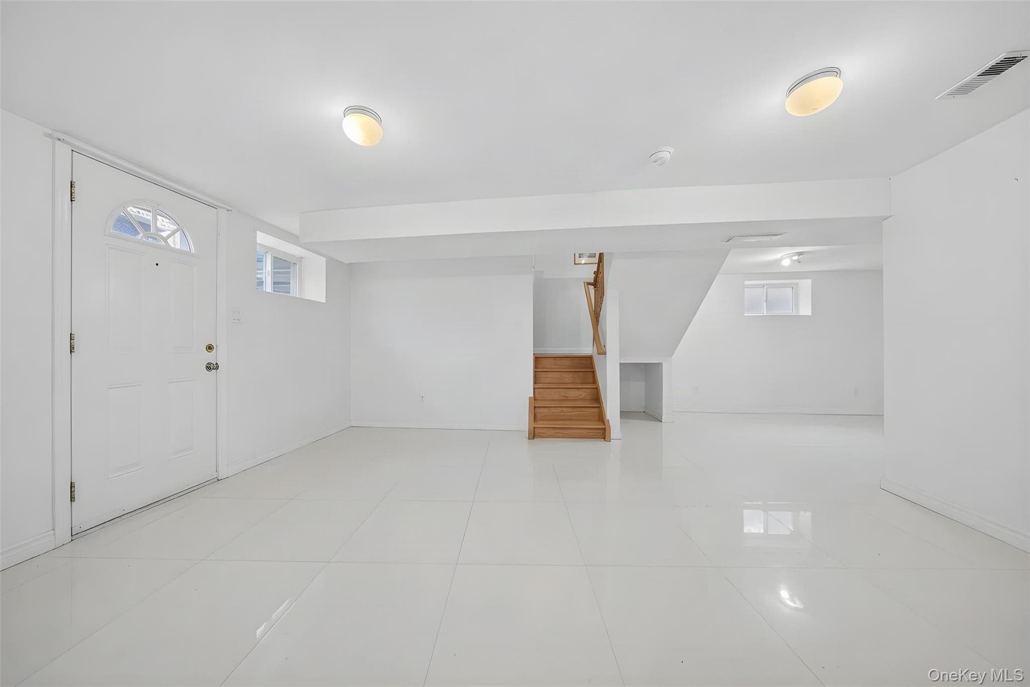 245-71 61st Avenue thumbnail 17