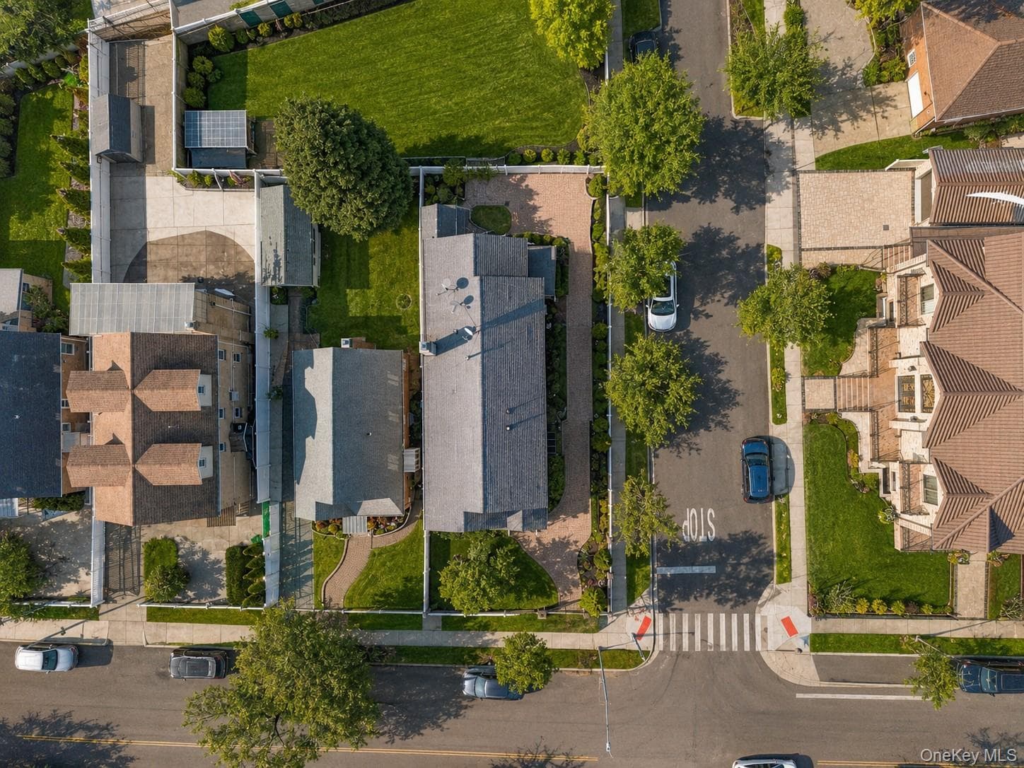 245-71 61st Avenue thumbnail 29