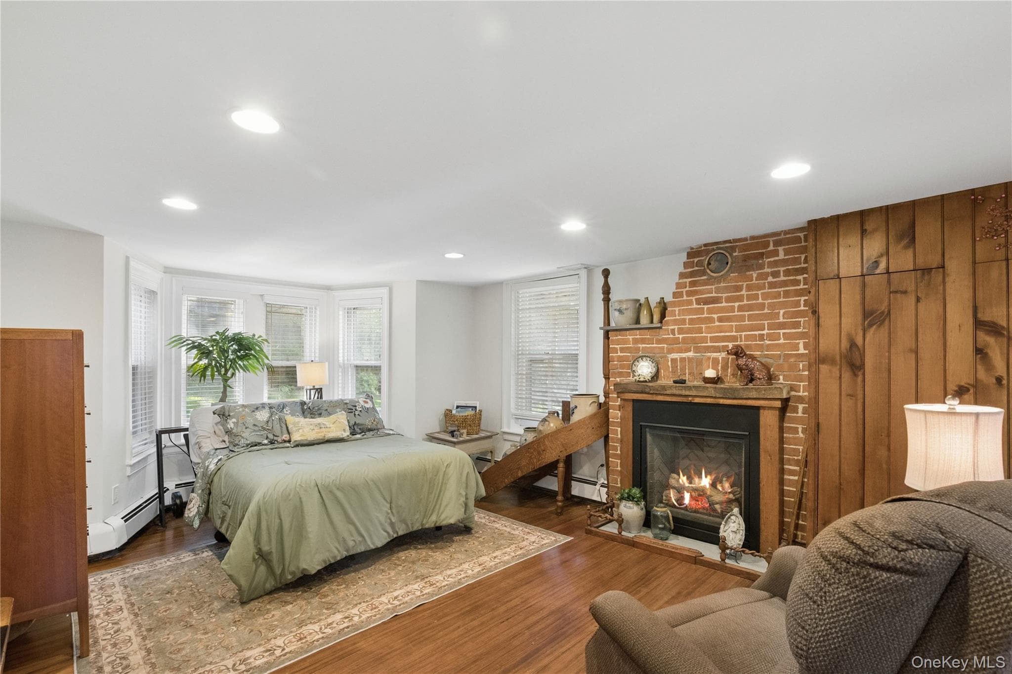 43 E Shore Road thumbnail 45