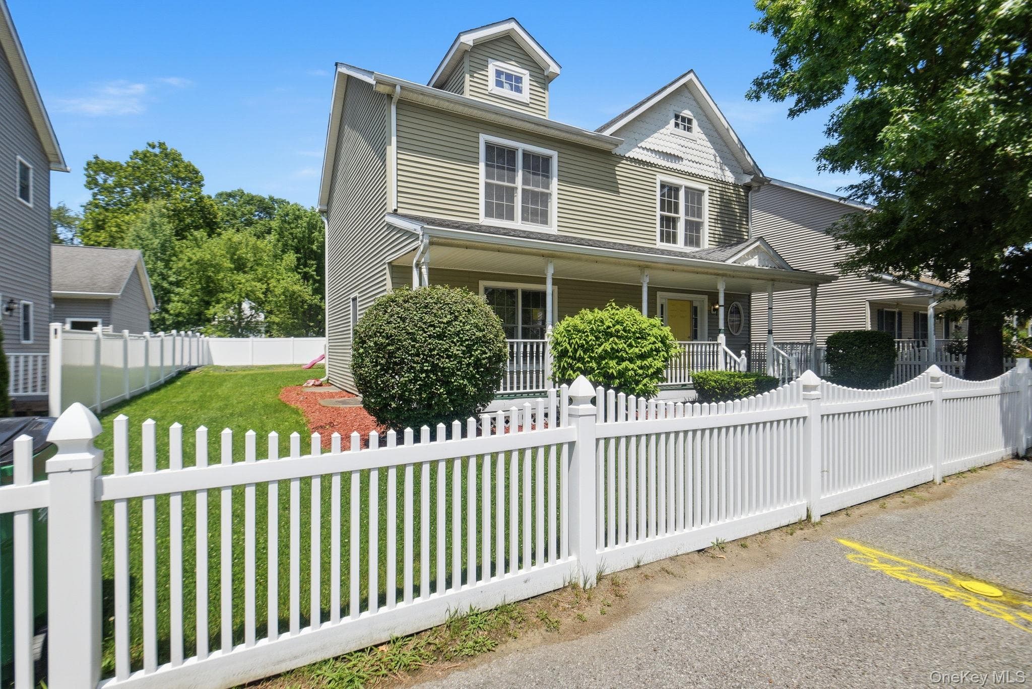 37 N Cedar Street thumbnail 2