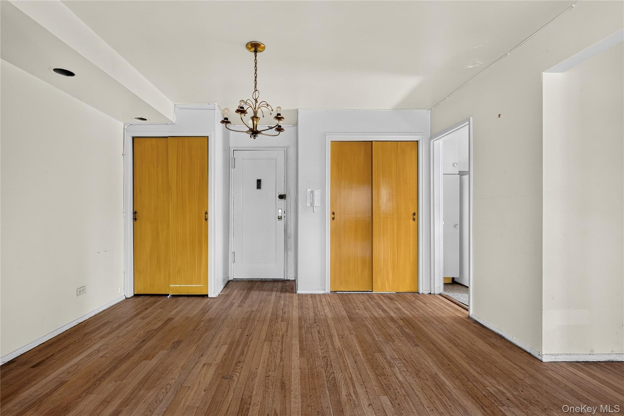 87-19 204th Street St Unit: A61 thumbnail 3