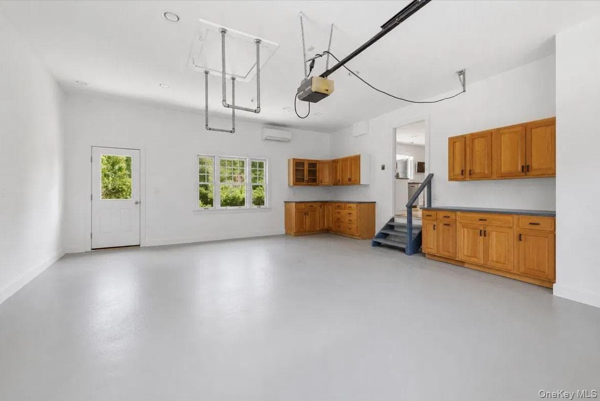 100 Wainscott Nw Road thumbnail 27
