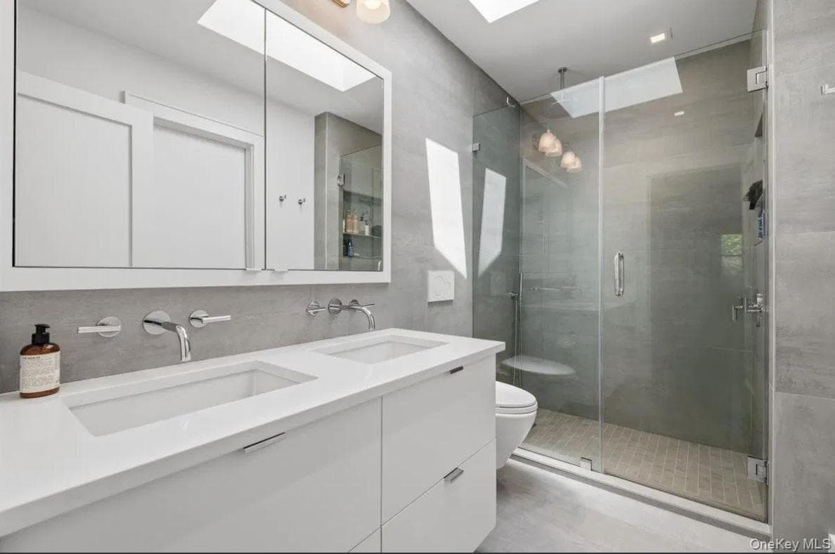 100 Wainscott Nw Road thumbnail 22