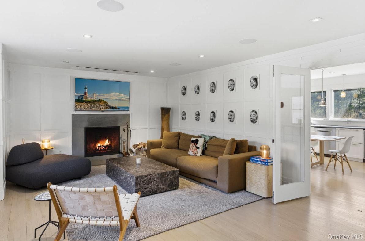 100 Wainscott Nw Road thumbnail 7