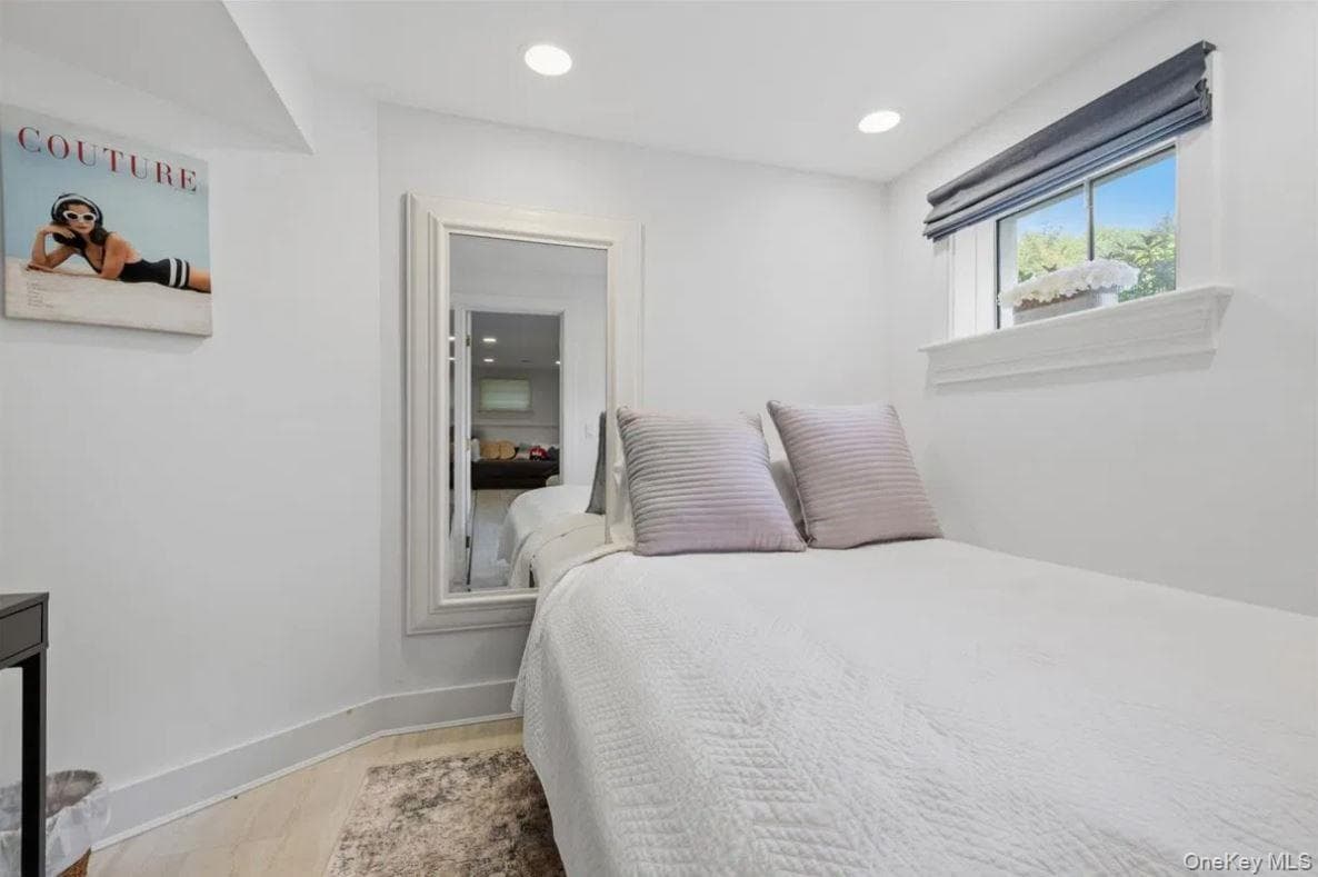 100 Wainscott Nw Road thumbnail 31