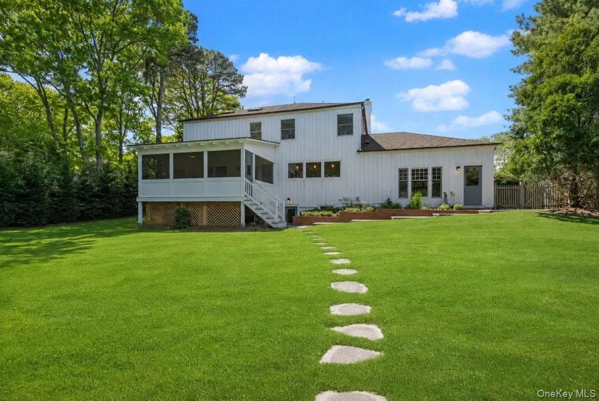 100 Wainscott Nw Road thumbnail 6