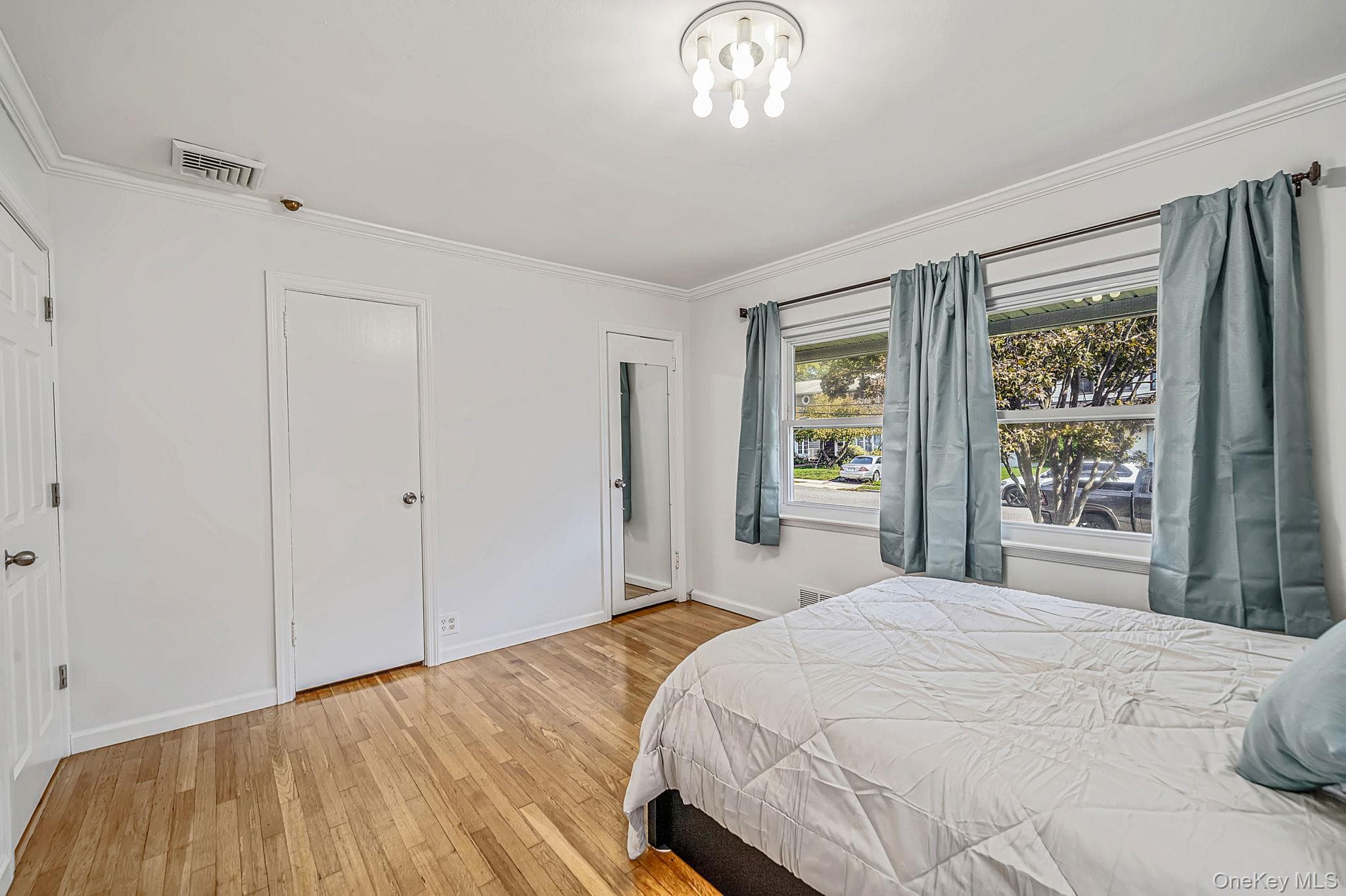 31 Lynwood Drive thumbnail 16