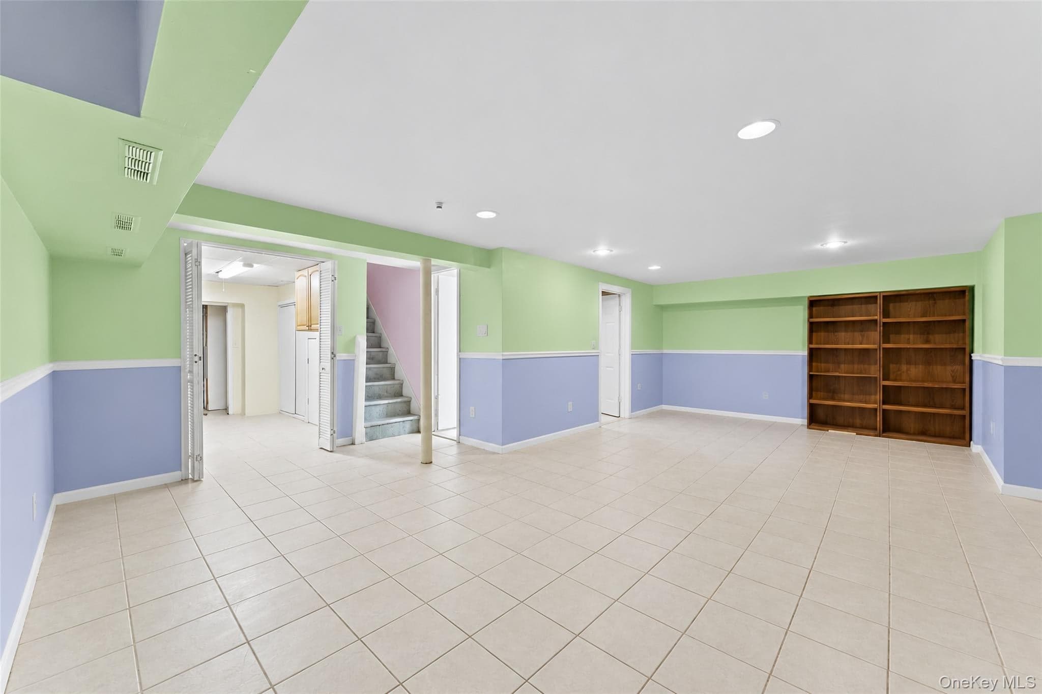 210-05 53rd Avenue thumbnail 24