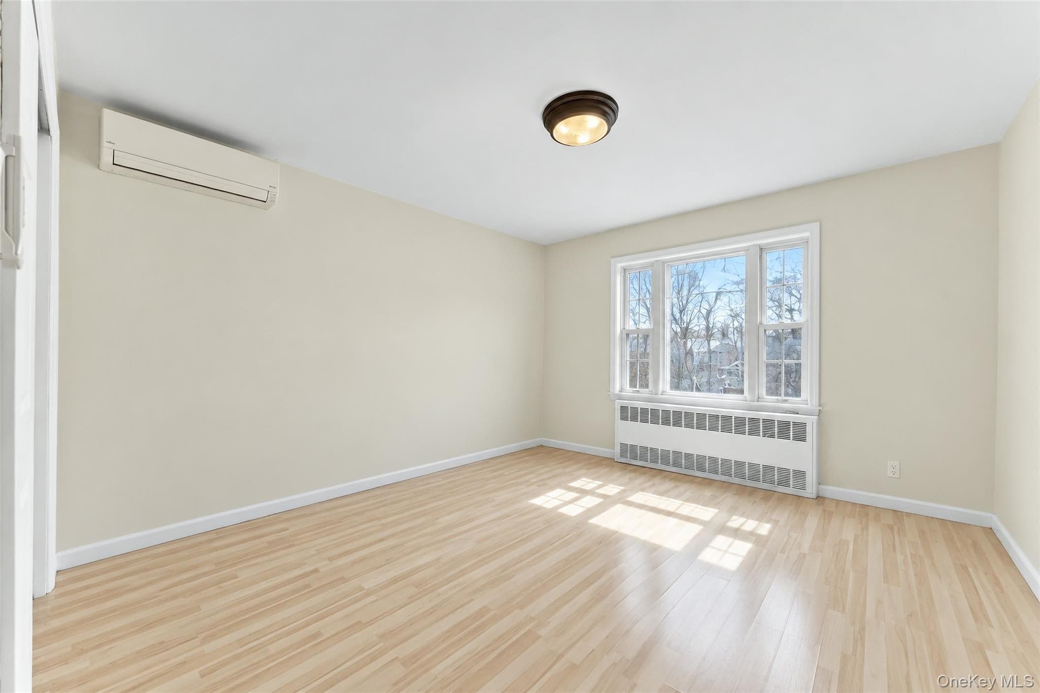 210-05 53rd Avenue thumbnail 13