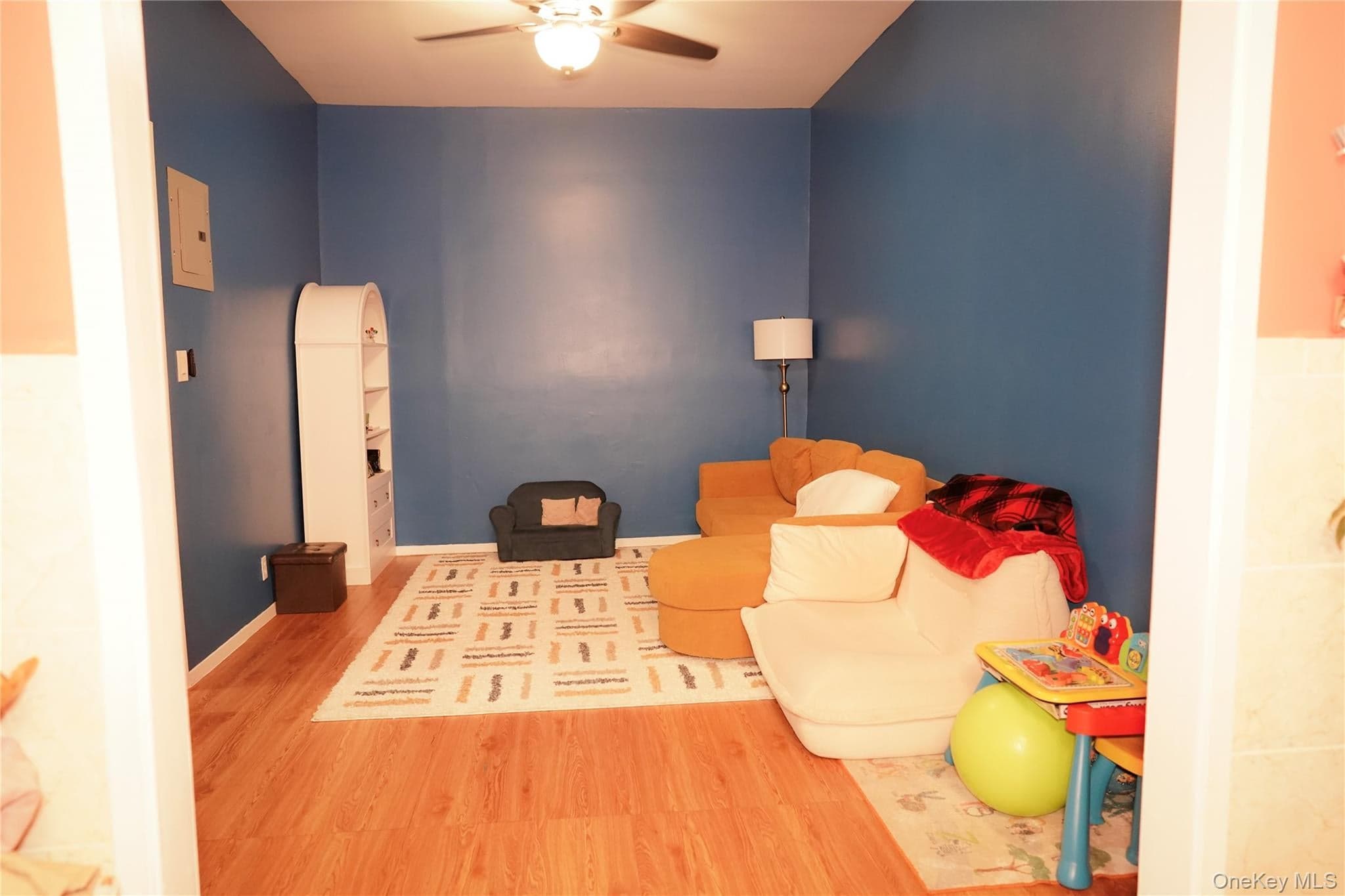 103 Greenpoint Avenue thumbnail 5