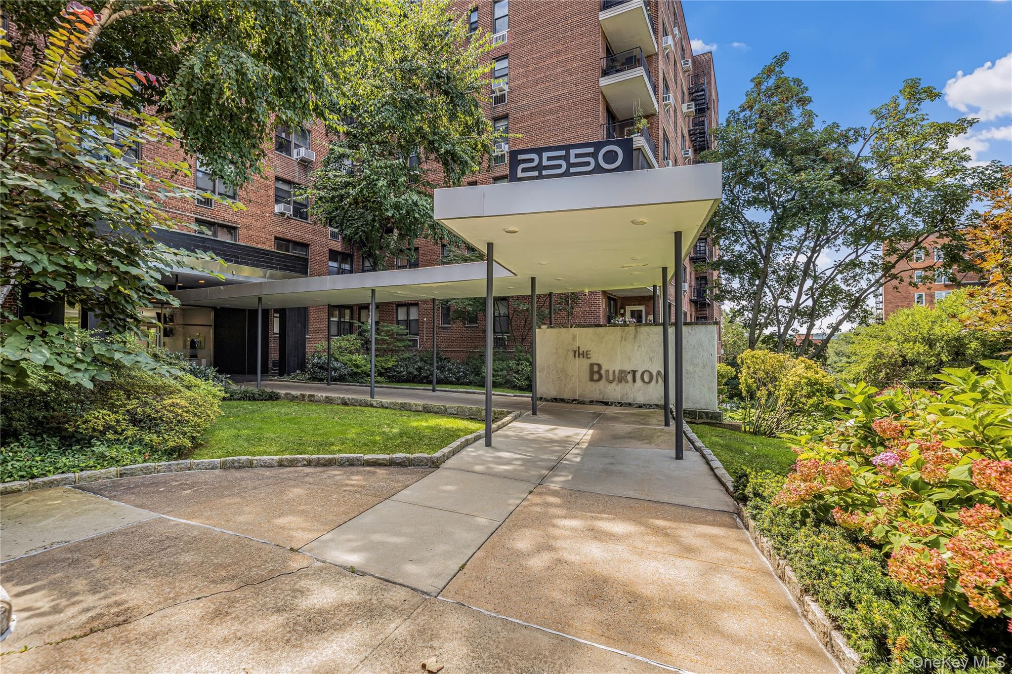 2550 Independence Avenue Unit: 2F thumbnail 18