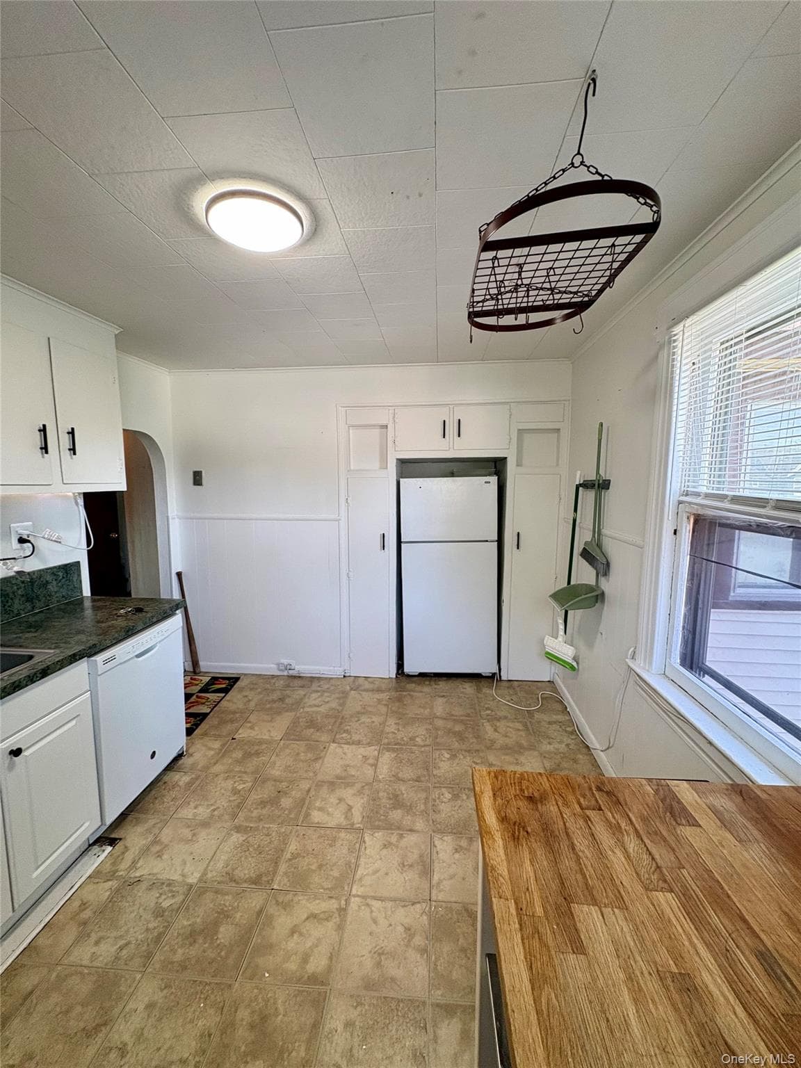 254 Hempstead Avenue thumbnail 13