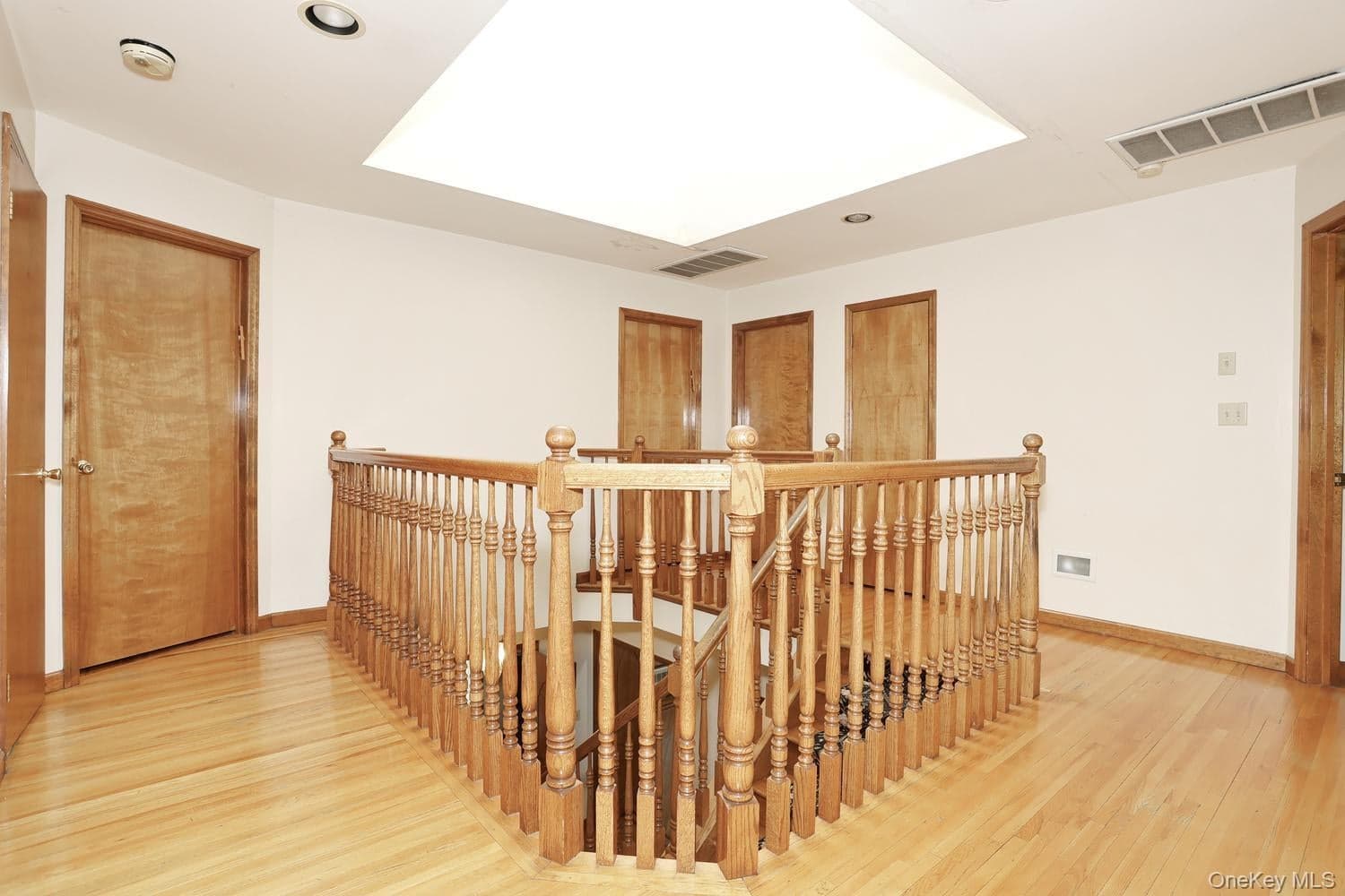 1 Morris Road thumbnail 11