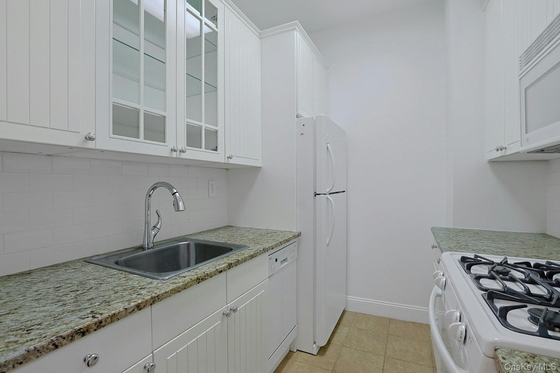 1250 North Avenue Unit: #204 thumbnail 8