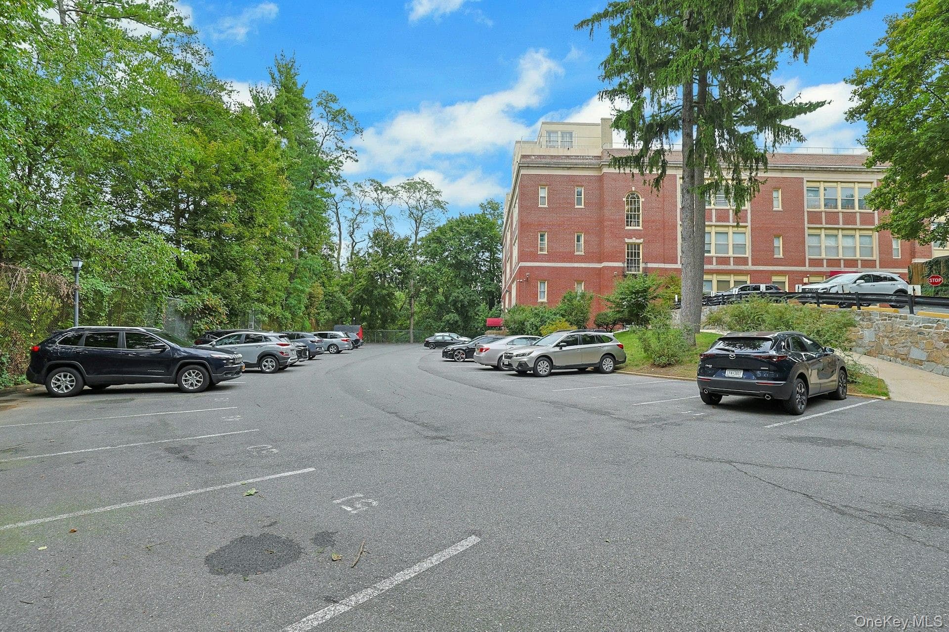 1250 North Avenue Unit: #204 thumbnail 17