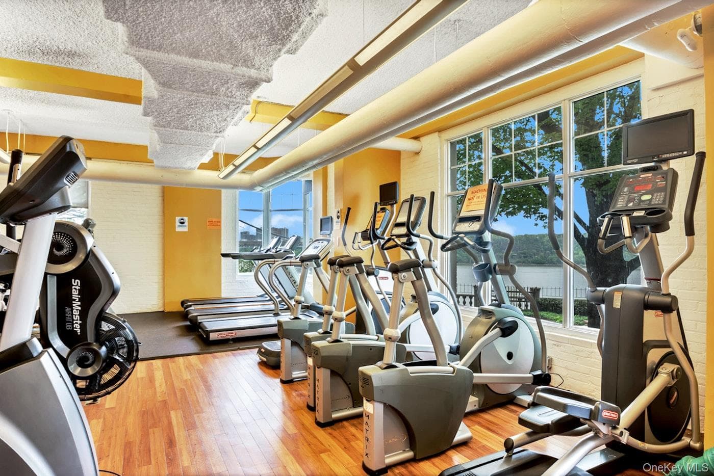 180 Cabrini Boulevard Unit: 118 thumbnail 40