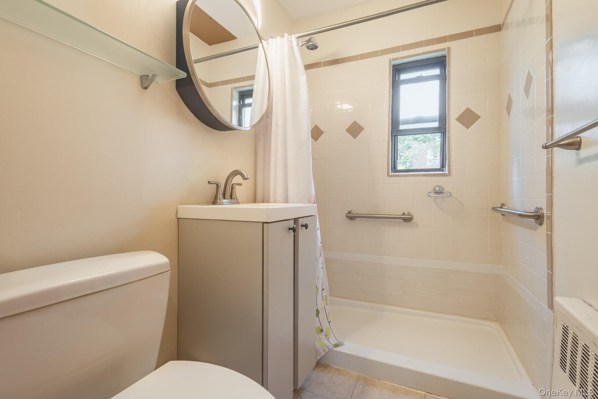 196-16 67th Avenue Unit: 1 thumbnail 10