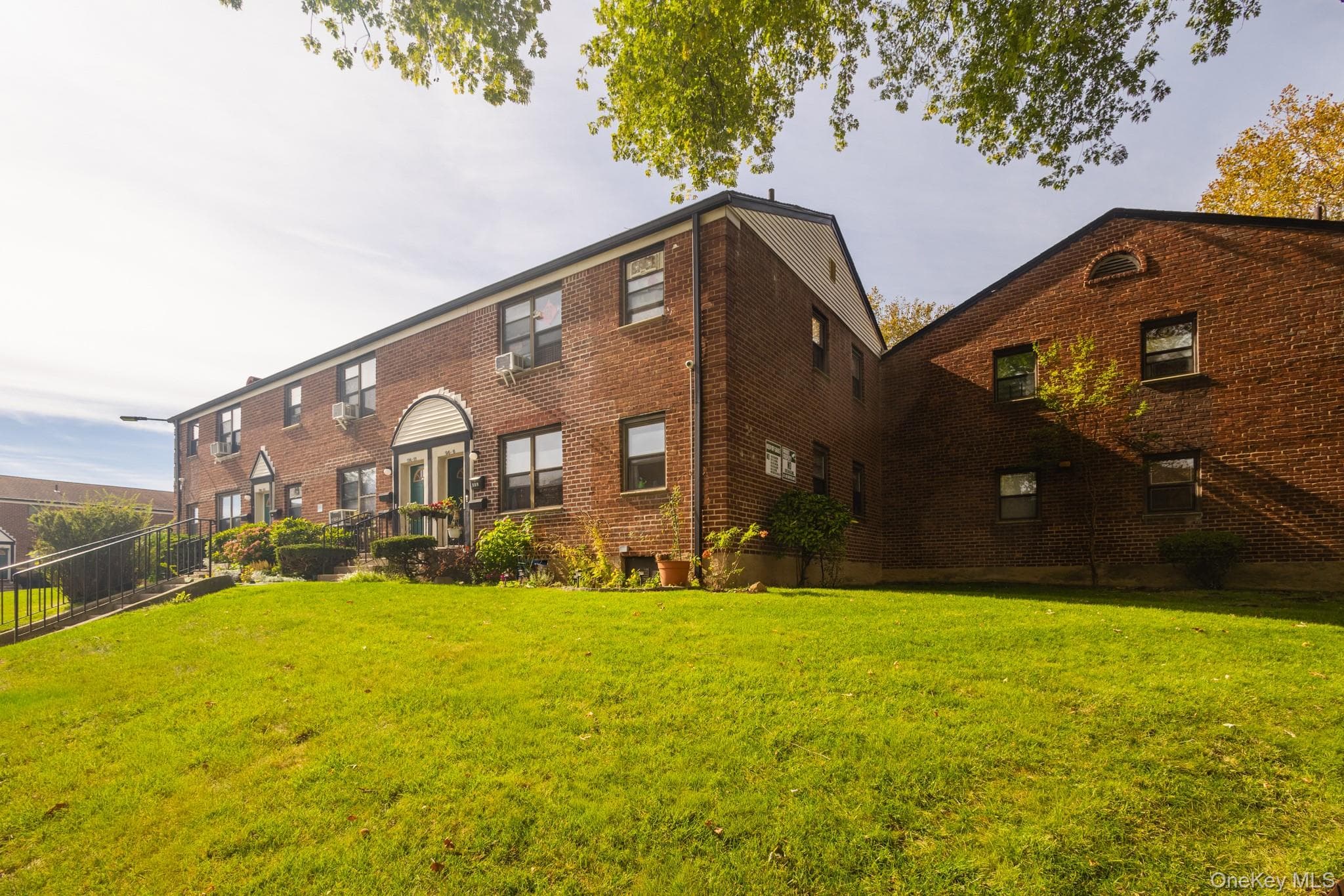 196-16 67th Avenue Unit: 1 thumbnail 14