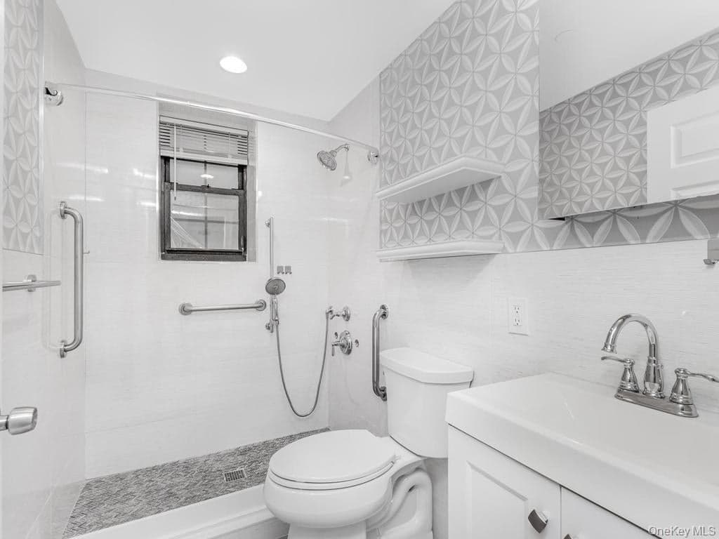 26 Pondfield Road Unit: F thumbnail 11