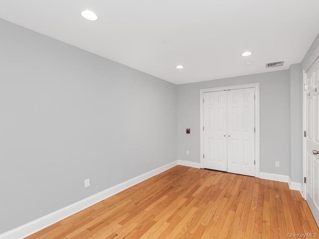 26 Pondfield Road Unit: F thumbnail 10