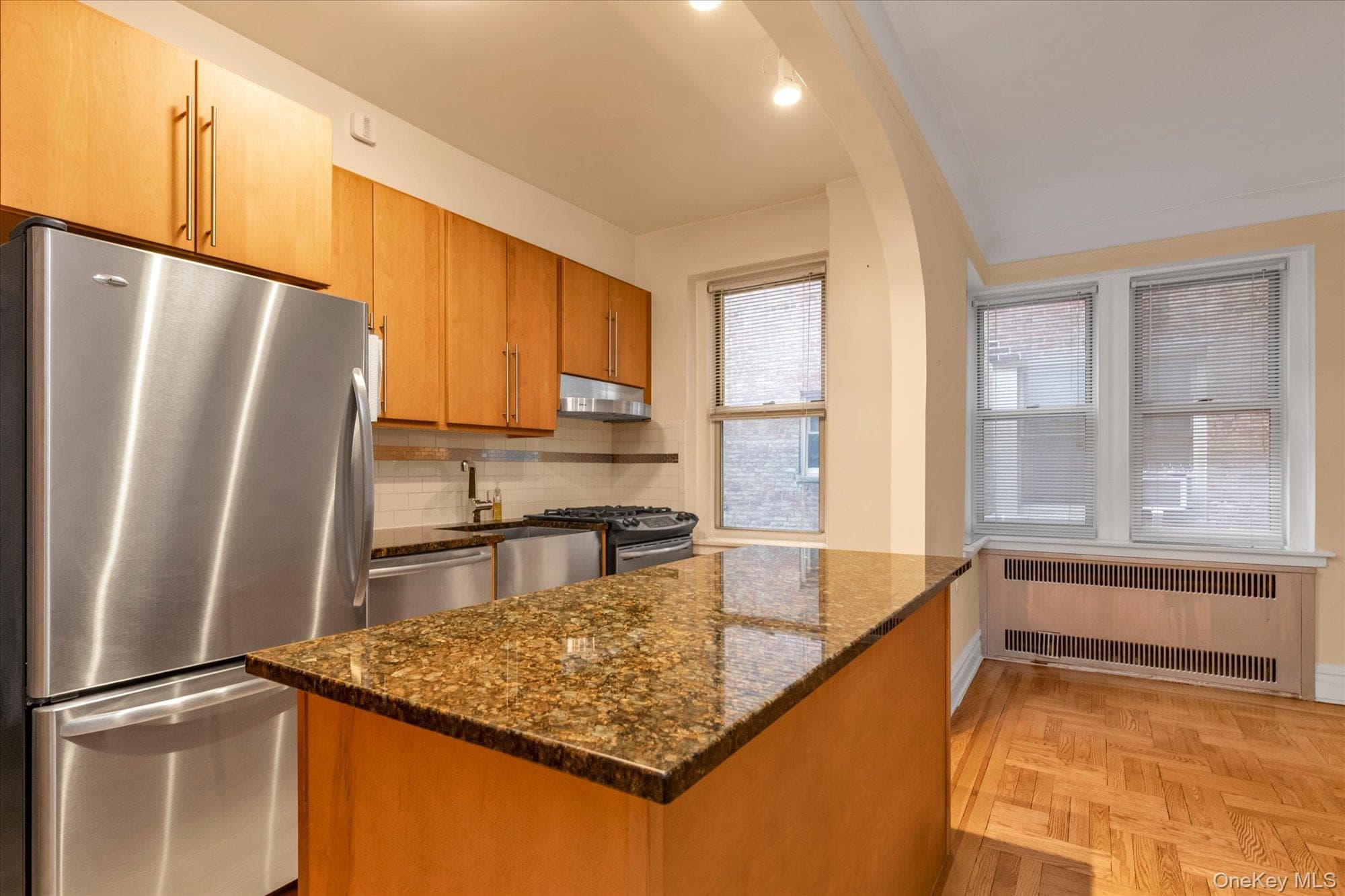 41-20 46 Street Unit: 4A thumbnail 7