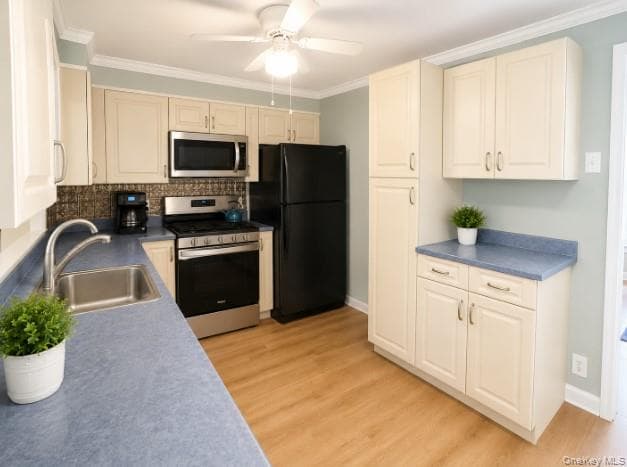 14 Shorehaven Boulevard thumbnail 5