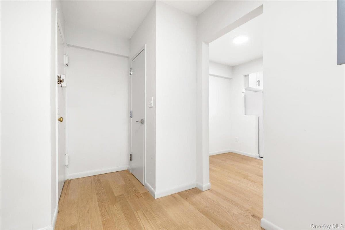601 Kappock Street Unit: 1P thumbnail 5